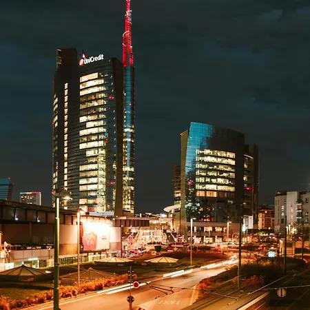 Lejlighed Accogliente A Pochi Passi Dalla Metro, San Siro E Con Aria Condizionata *