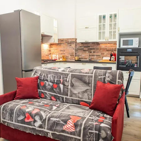 Apartament Accogliente A Pochi Passi Dalla Metro, San Siro E Con Aria Condizionata *